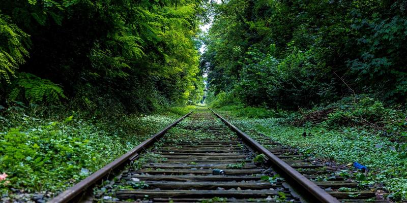 定制皮具的灵魂细节：揭秘皮革嘉泰边油工艺如何提升羊皮耐用性