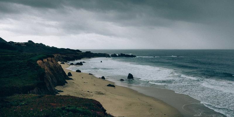 手工皮具制作入门指南：从皮革材料选择到基础技法全解析