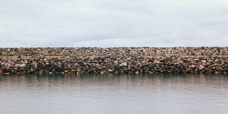 牛皮与人体工学：优质皮革供应商如何重塑办公椅与汽车座椅的舒适体验