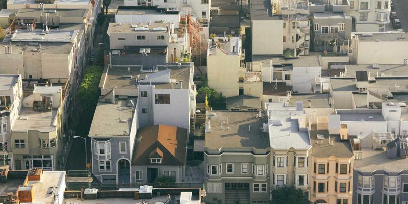 羊皮：定制皮具的灵魂材料，探索皮革制品的奢华与匠心